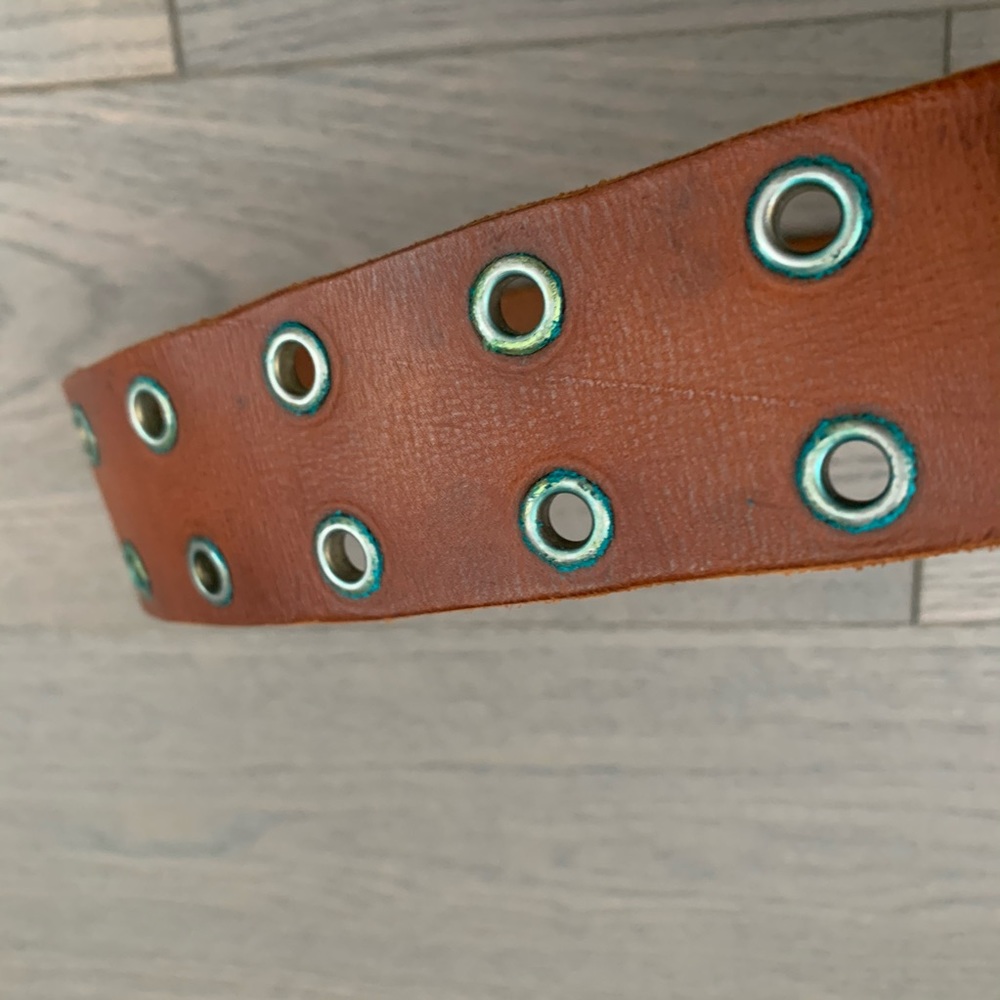 Vintage Red Monkey belt - Picture 2 of 5